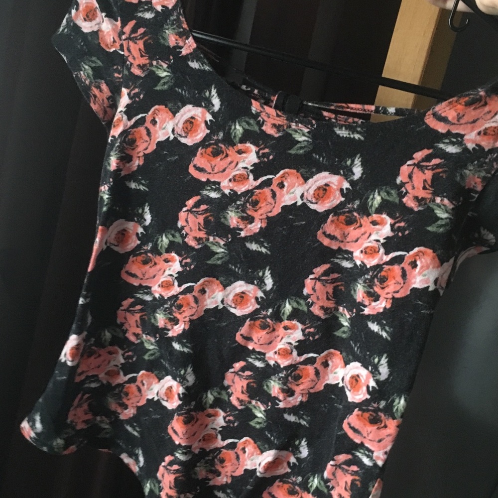 Floral Scoop Neck Top
